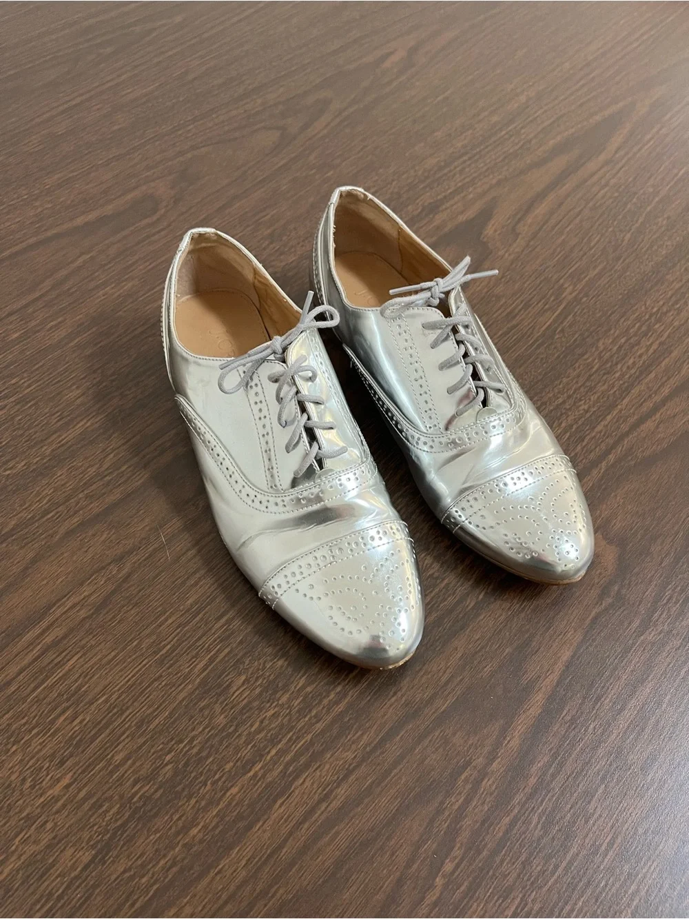 J.Crew Womens 7.5 Silver Metallic Leather Oxfords Cap Toe Brogue Lace Up